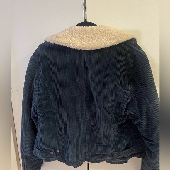 Free people corduroy fur collar jacket. - Picture 9 of 10